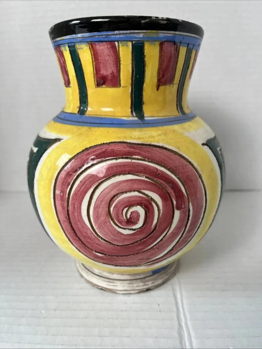 Vintage Italy Art Pottery Vase MCM Geometric Spiral Hand Painted 7